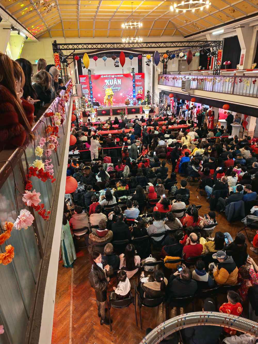 Vietnamesisches Tet-Fest im "Zentralwerk"-Saal in Dresden-Pieschen. Foto: Heiko Weckbrodt